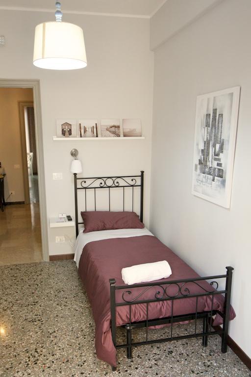 La Casa In Prati Bed and Breakfast Rom Værelse billede